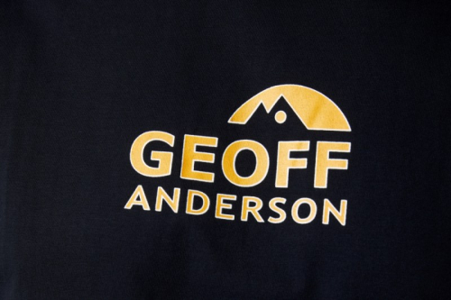 Tri�ko Geoff Anderson Organic Tee black- orange logo