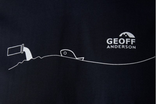 Tri�ko Geoff Anderson Organic Tee pollution black